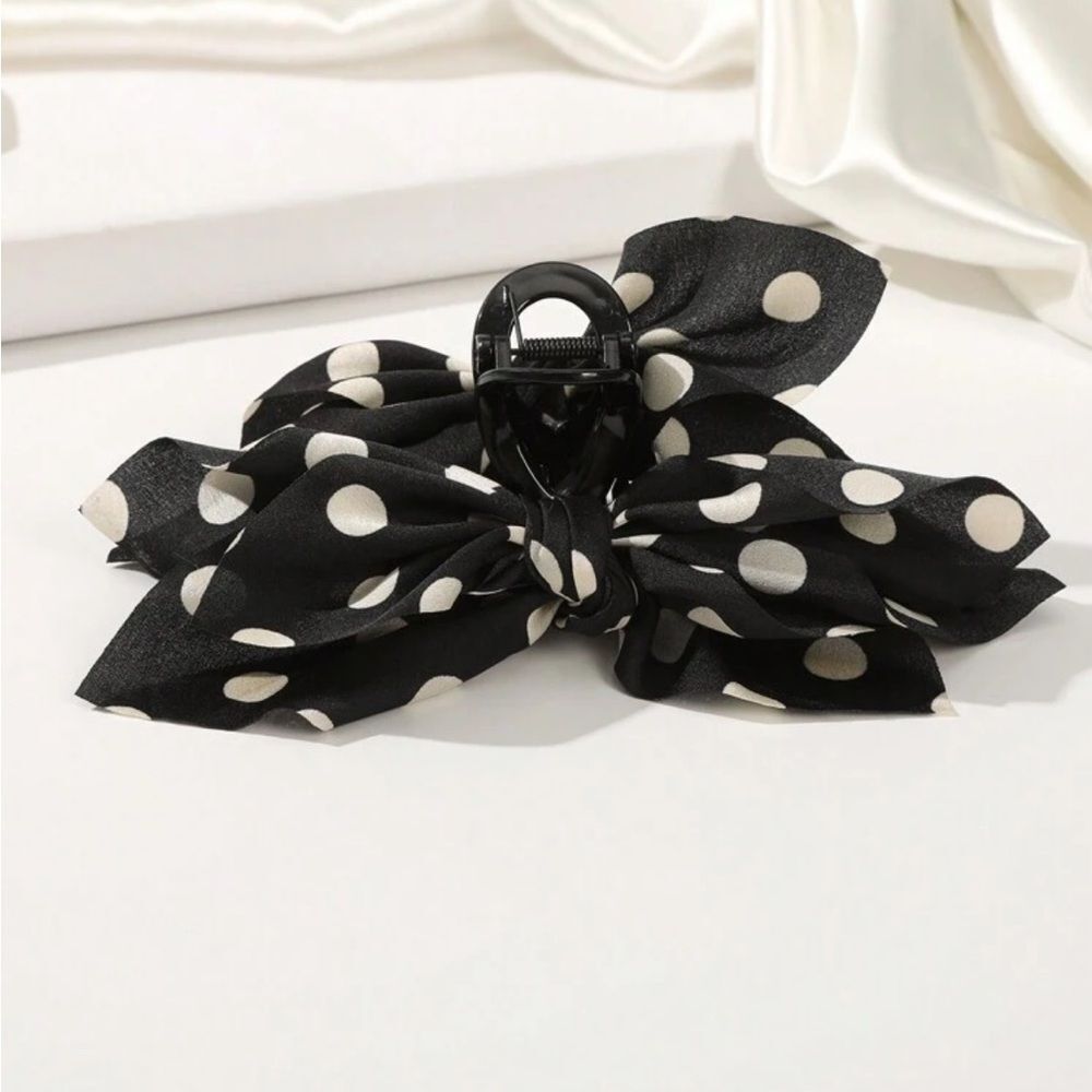 Black Polka Dot Bow Hair Clip N1456 - Picture 3 of 5